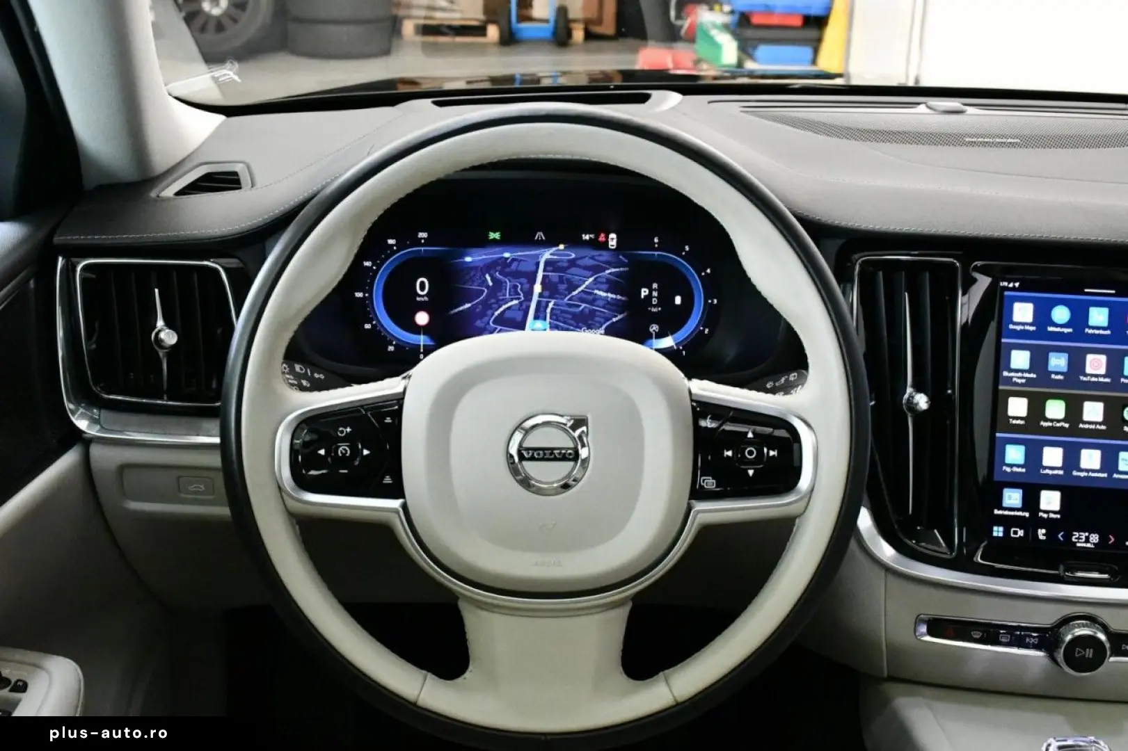 VOLVO V60 Cross Country B4 AWD Ultim ACC PAN HuD MASSG