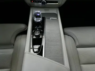 VOLVO V60 Cross Country B4 AWD Ultim ACC PAN HuD MASSG