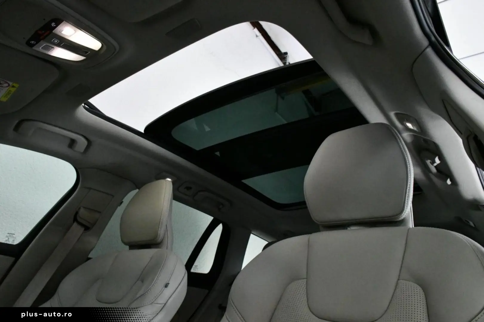 VOLVO V60 Cross Country B4 AWD Ultim ACC PAN HuD MASSG