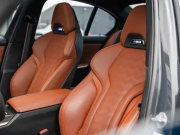 BMW M3 Competition M xDrive A