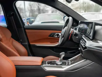 BMW M3 Competition M xDrive A