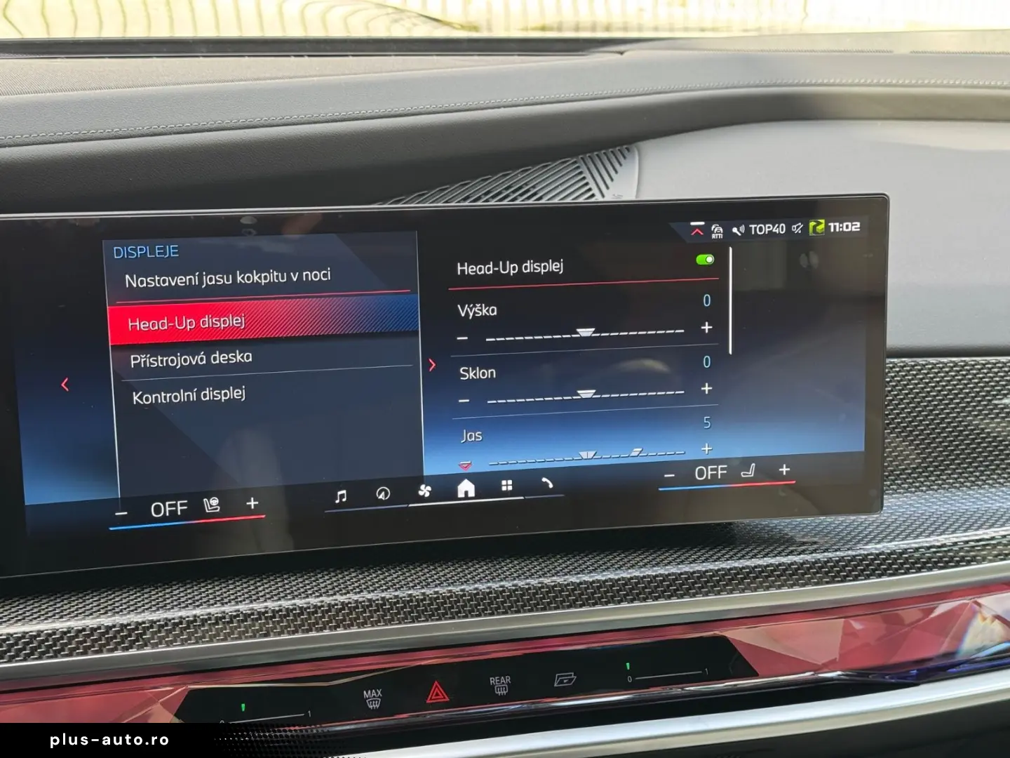 BMW M760 -XD-M-PAK-SKY-B&W