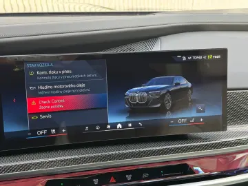 BMW M760 -XD-M-PAK-SKY-B&W