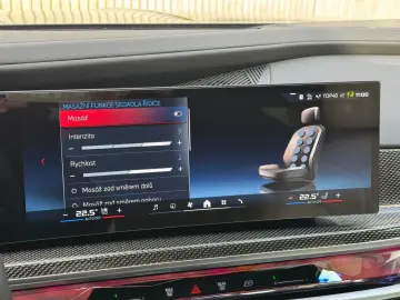 BMW M760 -XD-M-PAK-SKY-B&W