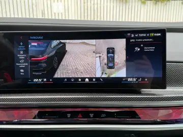 BMW M760 -XD-M-PAK-SKY-B&W