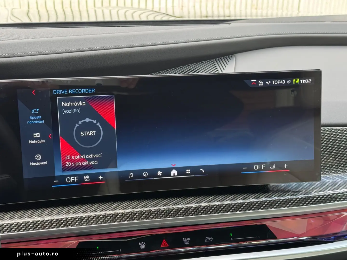 BMW M760 -XD-M-PAK-SKY-B&W