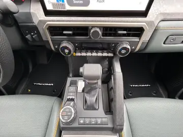 Toyota Tacoma Trailhunter MY25