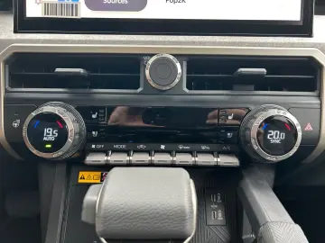 Toyota Tacoma Trailhunter MY25