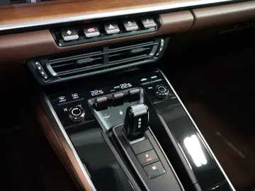 PORSCHE 911 CARRERA 4S PANO PPF CHRONO BOSE 110.537€ NET