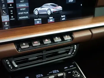 PORSCHE 911 CARRERA 4S PANO PPF CHRONO BOSE 110.537€ NET