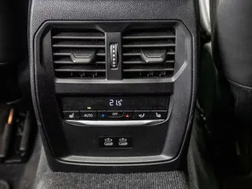 ALPINA B4 3.0 xDrive  glass roof  HUD  H K Laser  camera.