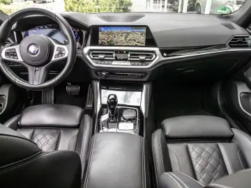 ALPINA B4 3.0 xDrive  glass roof  HUD  H K Laser  camera.