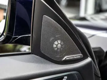 ALPINA B4 3.0 xDrive  glass roof  HUD  H K Laser  camera.