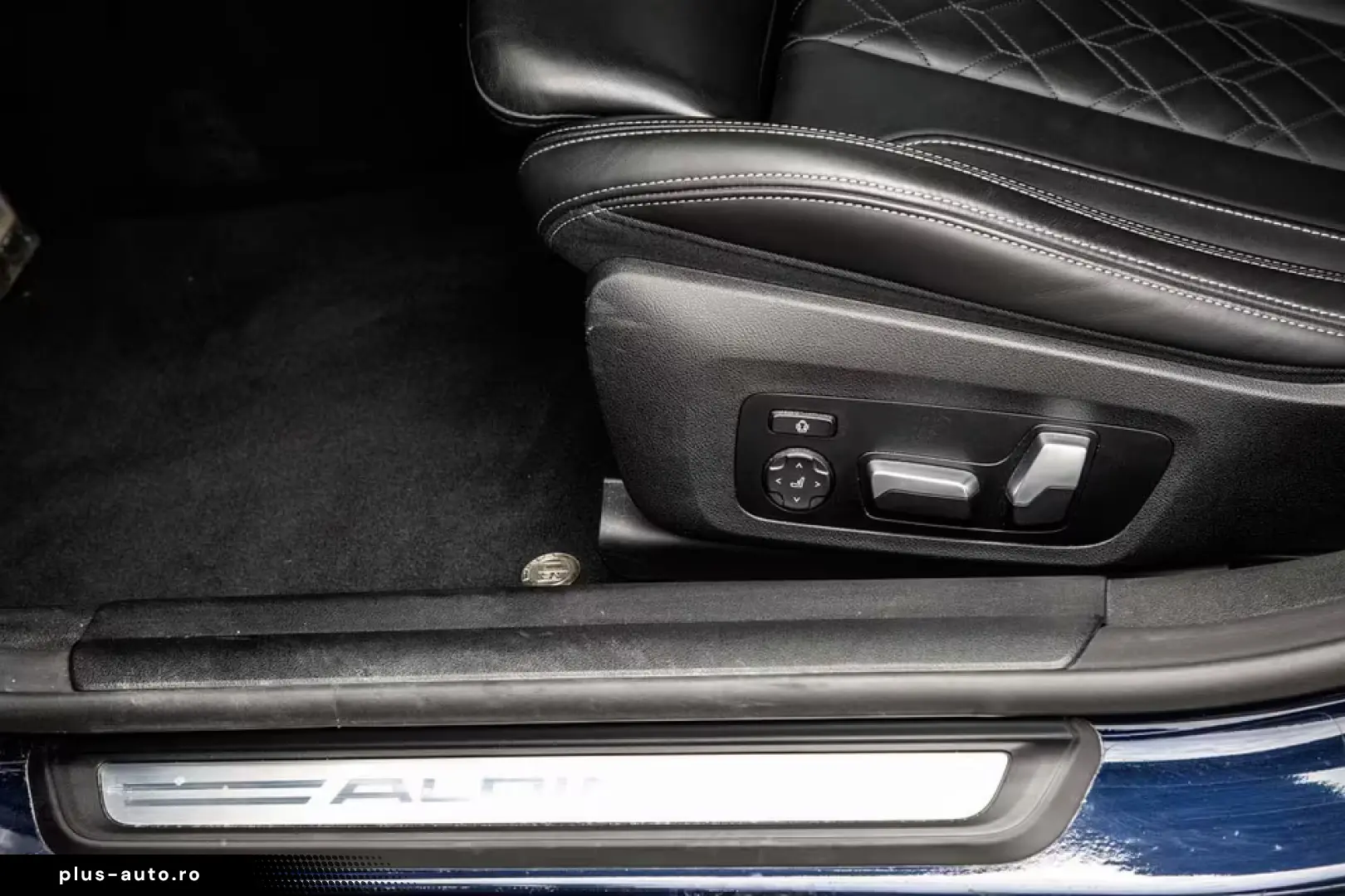 ALPINA B4 3.0 xDrive  glass roof  HUD  H K Laser  camera.