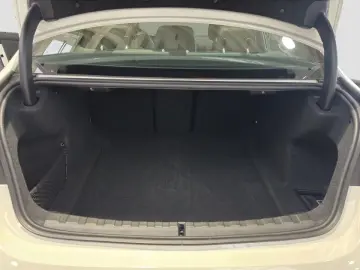 BMW 320d Automatik M Sportpaket Klimaaut. Sportsitze