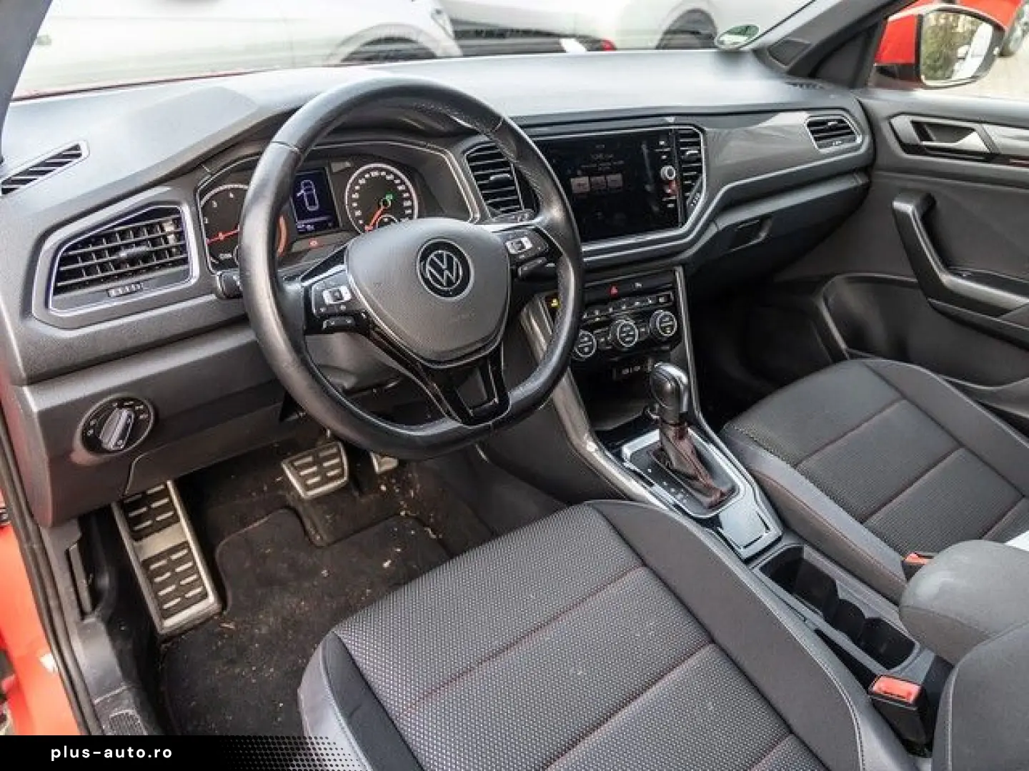 VW T-Roc 1.5 TSI DSG Sport ACC LED NAVI R.KAMERA E.
