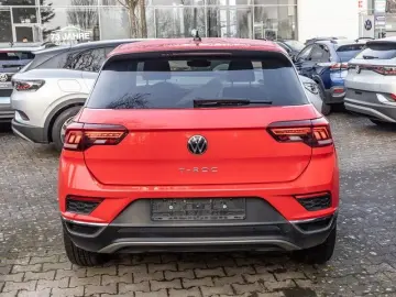 VW T-Roc 1.5 TSI DSG Sport ACC LED NAVI R.KAMERA E.