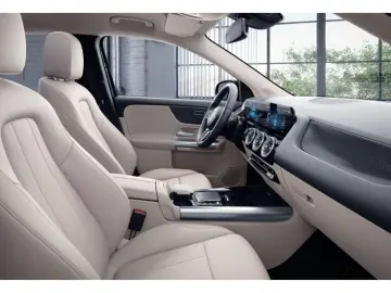 MERCEDES-BENZ GLA 250 e Progressive