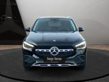 MERCEDES-BENZ GLA 250 e