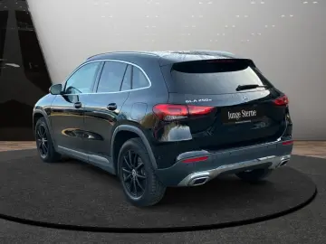 MERCEDES-BENZ GLA 250 e
