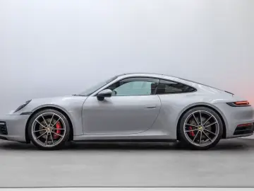 PORSCHE 992 911 Carrera S PDCC Sportabgas HA-Lenkung BOS