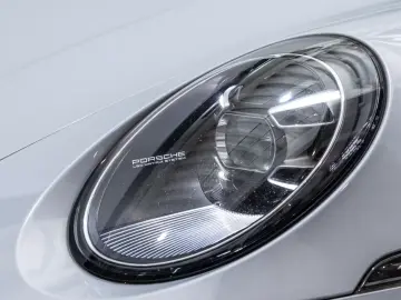 PORSCHE 992 911 Carrera S PDCC Sportabgas HA-Lenkung BOS