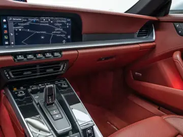 PORSCHE 992 911 Carrera S PDCC Sportabgas HA-Lenkung BOS