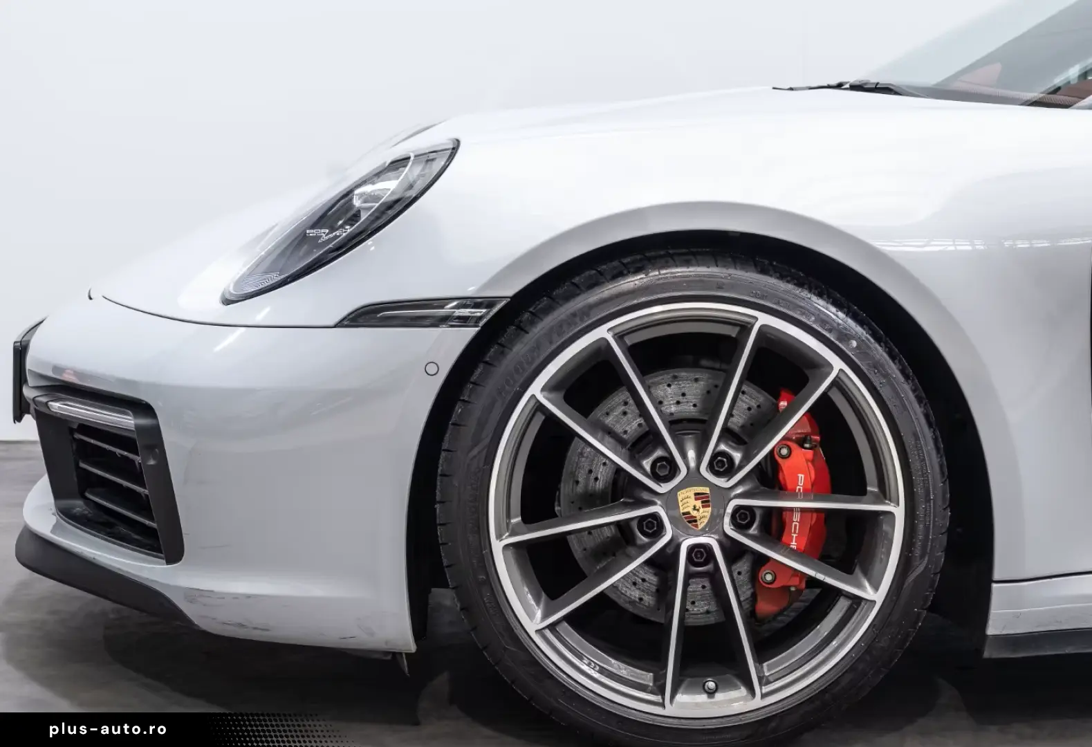 PORSCHE 992 911 Carrera S PDCC Sportabgas HA-Lenkung BOS