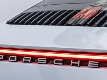 PORSCHE 992 911 Carrera S PDCC Sportabgas HA-Lenkung BOS