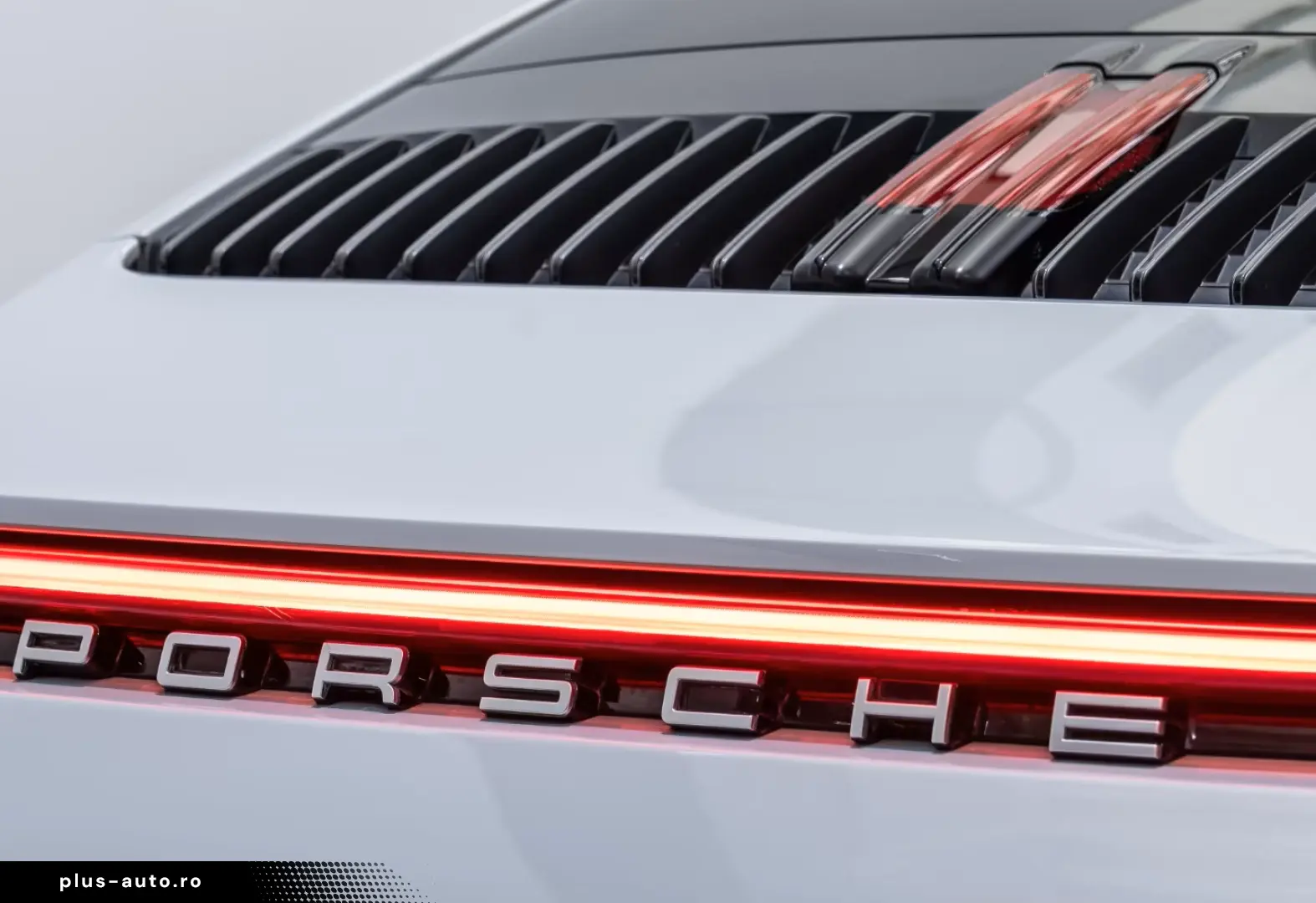 PORSCHE 992 911 Carrera S PDCC Sportabgas HA-Lenkung BOS