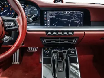 PORSCHE 992 911 Carrera S PDCC Sportabgas HA-Lenkung BOS