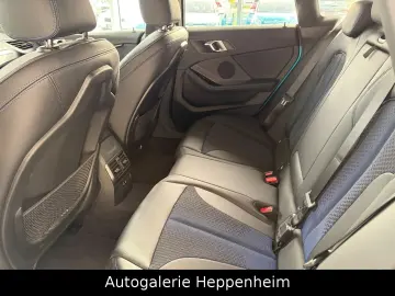 BMW Gran Coupe 218 i M Sport AUT LED NAV SHZ R-KAM