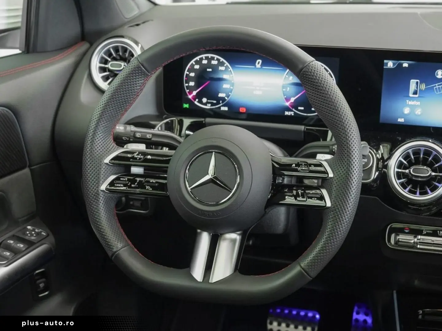 MERCEDES-BENZ GLA 250 4M AMG Standheizung Panorama Kamera