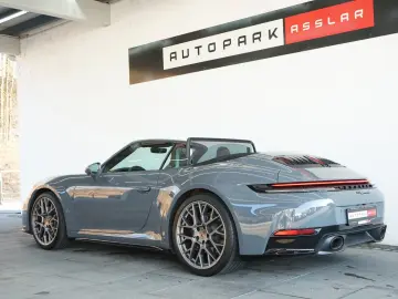 PORSCHE 992.2 911 Carrera Cabriolet SportDesign Lift 18W