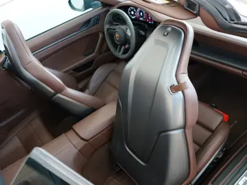 PORSCHE 992.2 911 Carrera Cabriolet SportDesign Lift 18W