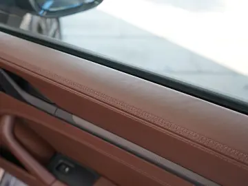 PORSCHE 992.2 911 Carrera Cabriolet SportDesign Lift 18W