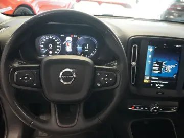 VOLVO XC40 T4 Recharge PHEV  LED Navi