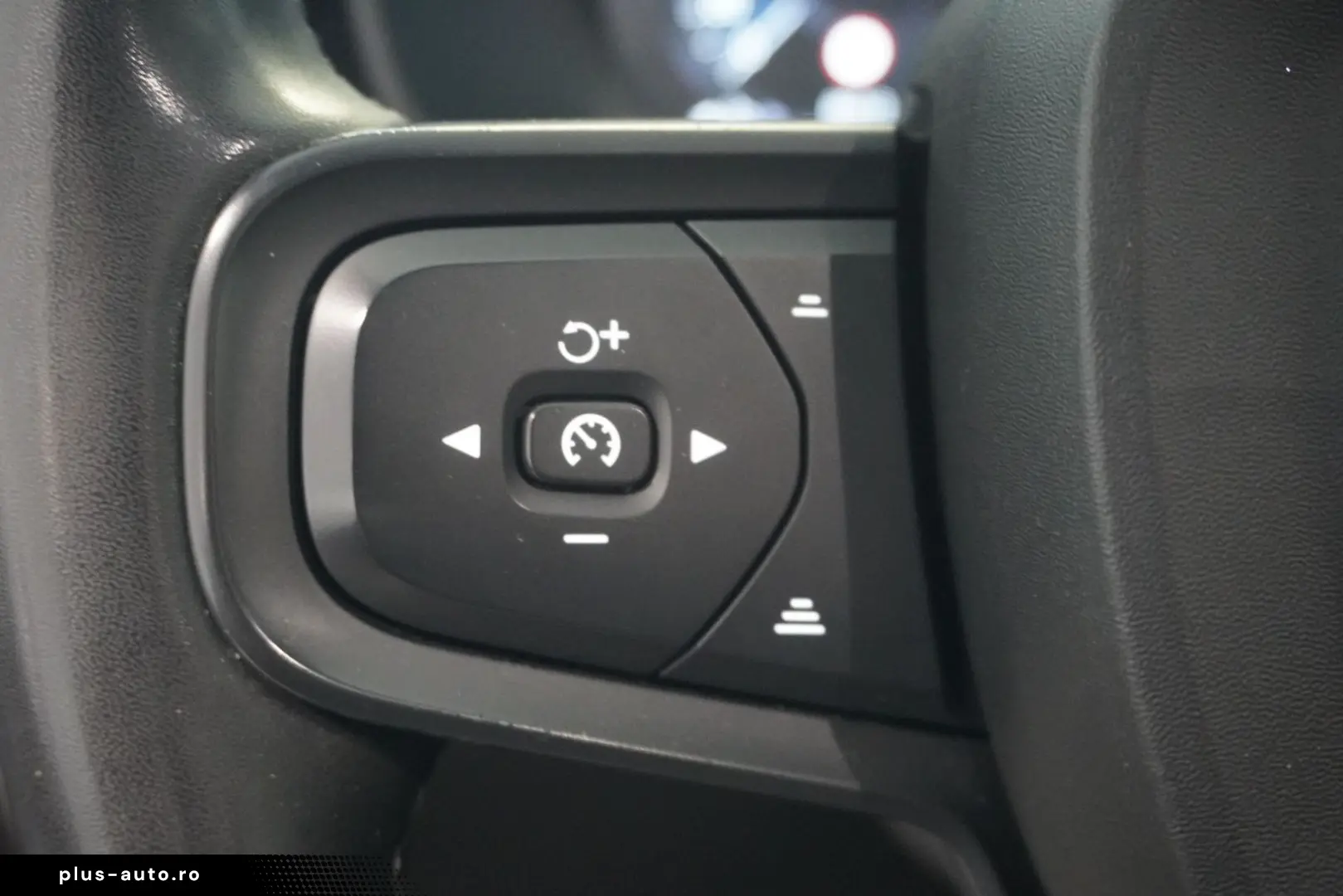 VOLVO XC40 T4 Recharge PHEV  LED Navi