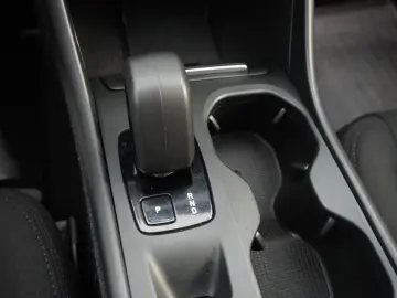 VOLVO XC40 T4 Recharge PHEV  LED Navi