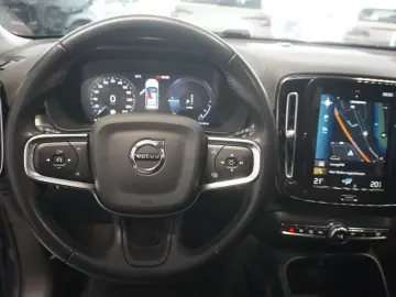 VOLVO XC40 T4 Recharge PHEV  LED Navi