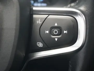 VOLVO XC40 T4 Recharge PHEV  LED Navi