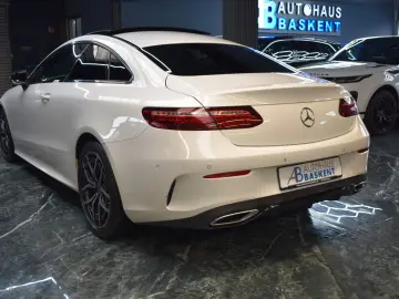 MERCEDES-BENZ E 220 d COUPE