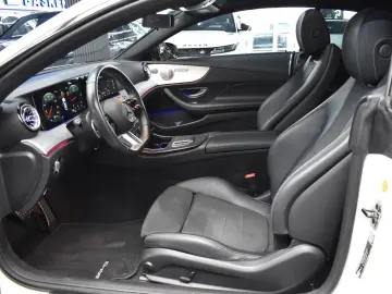 MERCEDES-BENZ E 220 d COUPE