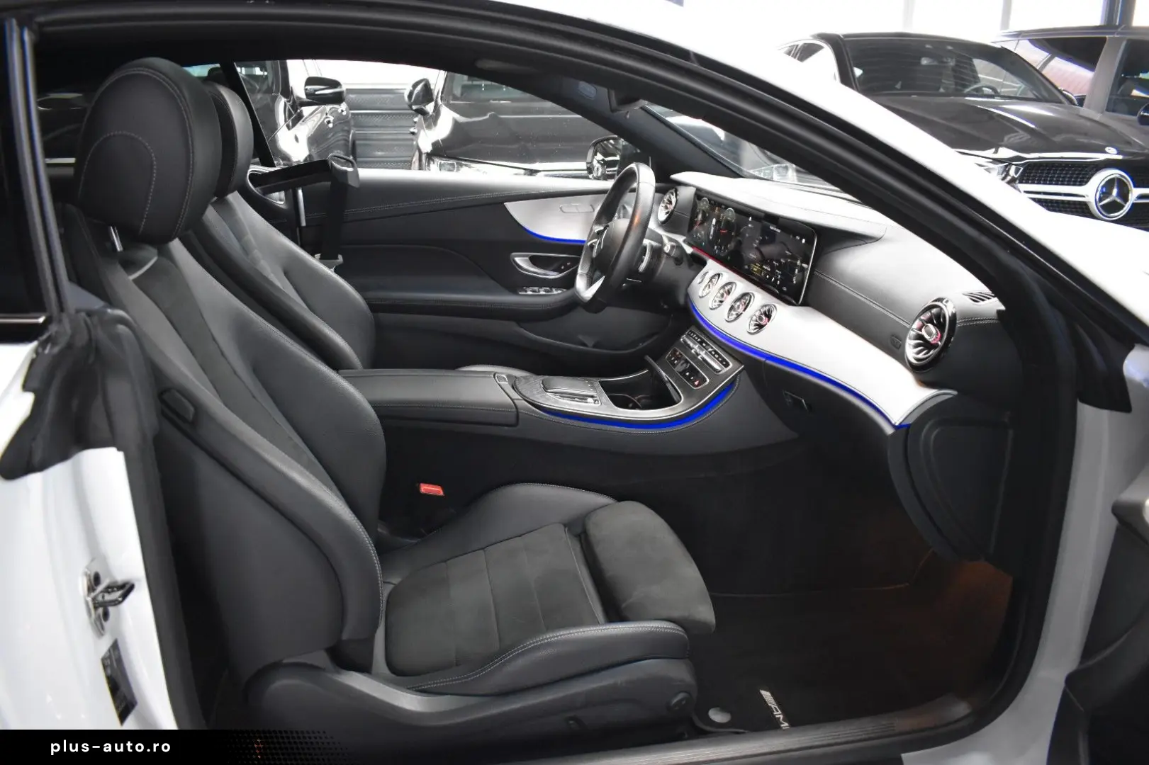 MERCEDES-BENZ E 220 d COUPE