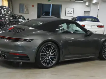 Porsche 992 911 Carrera 4 Cabrio PDK Modell 992