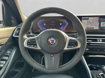 ALPINA B3 Touring all-wheel park drive assist
