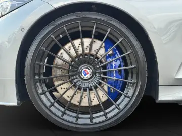 ALPINA B3 Touring all-wheel park drive assist