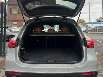 MERCEDES-BENZ GLC 200 4M Edition Avantgarde D-TACHO-&hellip;