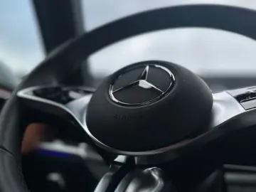 MERCEDES-BENZ GLC 200 4M Edition Avantgarde D-TACHO-&hellip;