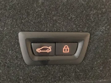 BMW M3 Competition M xDrive Limousine Harman K